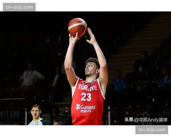 火箭申京阿门汤普森三叉戟初显,关键时刻失误率成晋级天花板