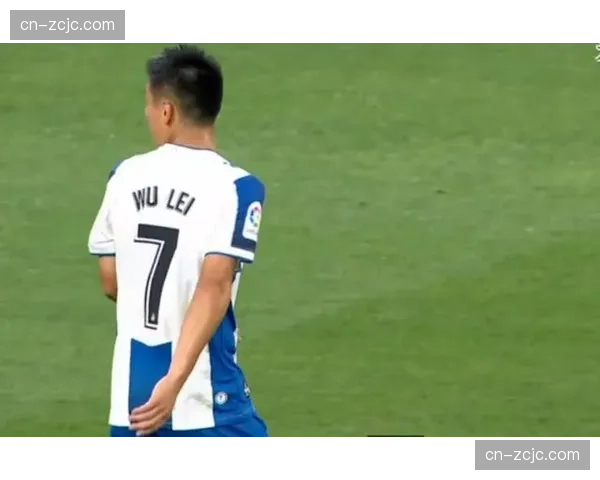 青岛西海岸戴维森落叶球中楣 进攻端运气与效率并存